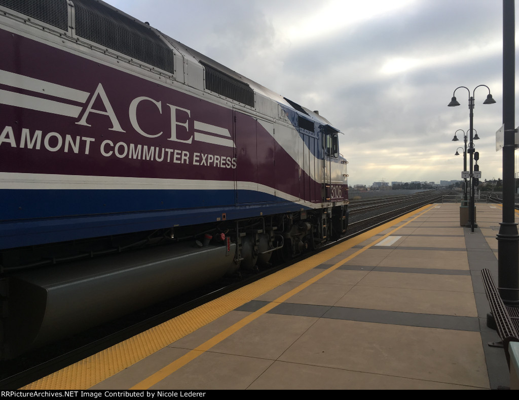 altamont commuter express 3106